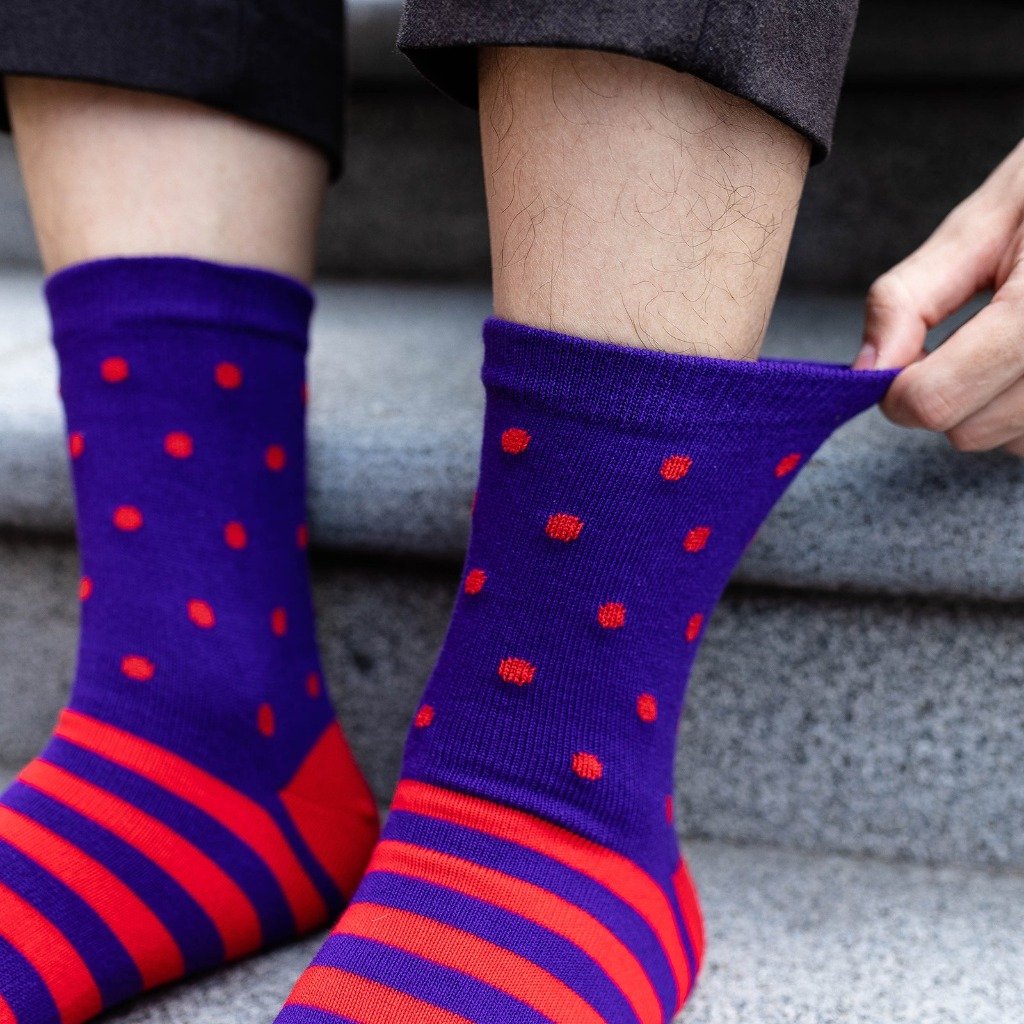 stretchable polka dots blue crew socks for men