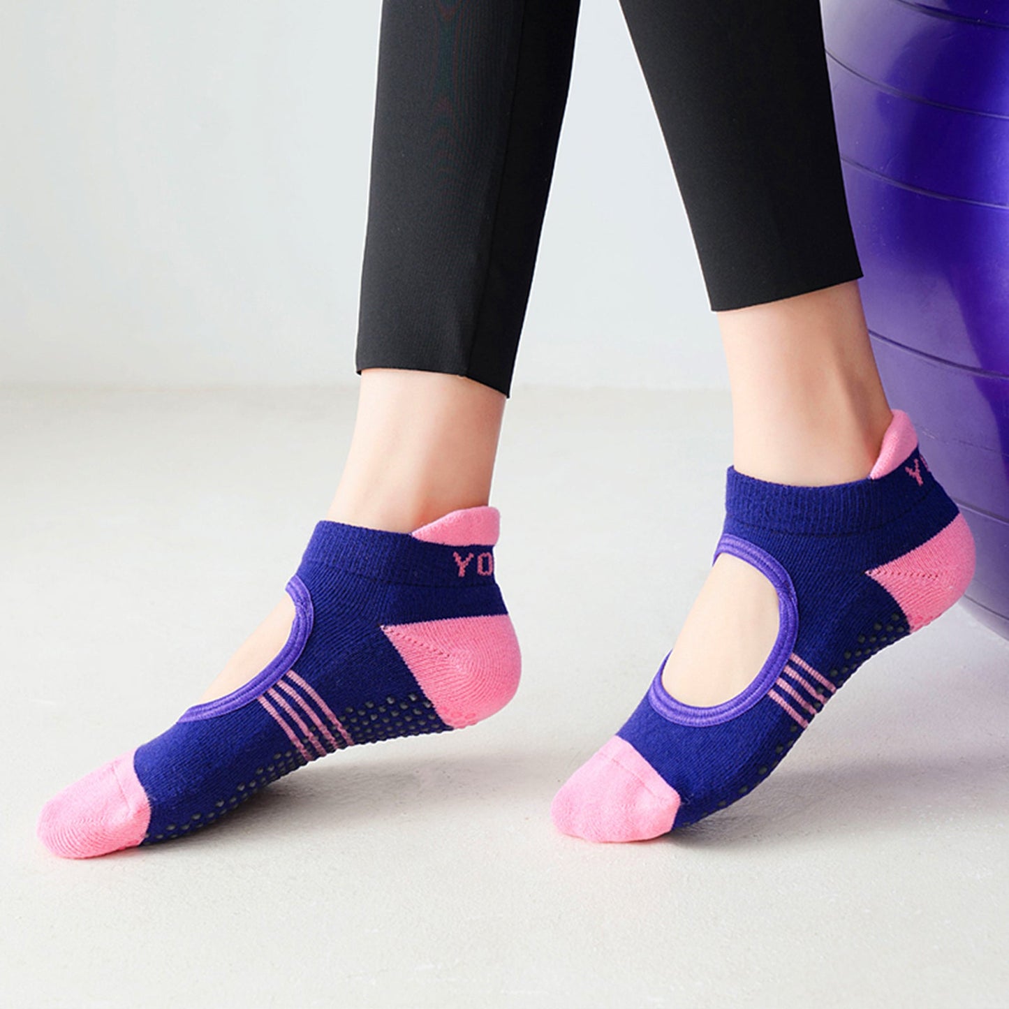 ZFSOCK's Women's Yoga Socks- Find your balance and comfort